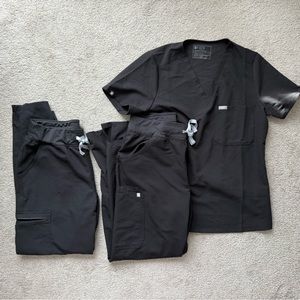 Figs Black Scrub Set (1 Top + 2 Bottom)